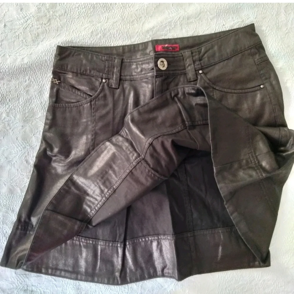 Y2K A-Line Leather Look Black Mini Skirt Women's US Size 6 Fake Leather
